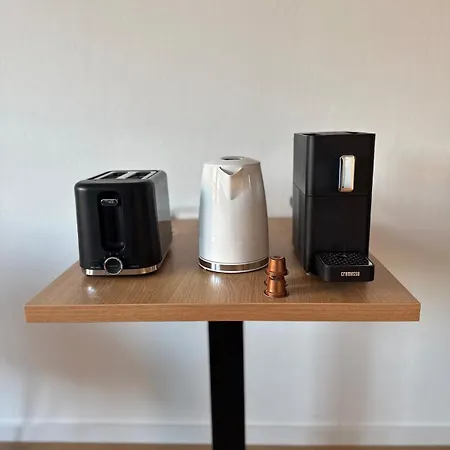 Cozy Apartment, 7 Mins To Hauptbahnhof Lägenhet