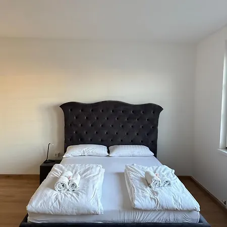 Lägenhet Cozy Apartment, 7 Mins To Hauptbahnhof